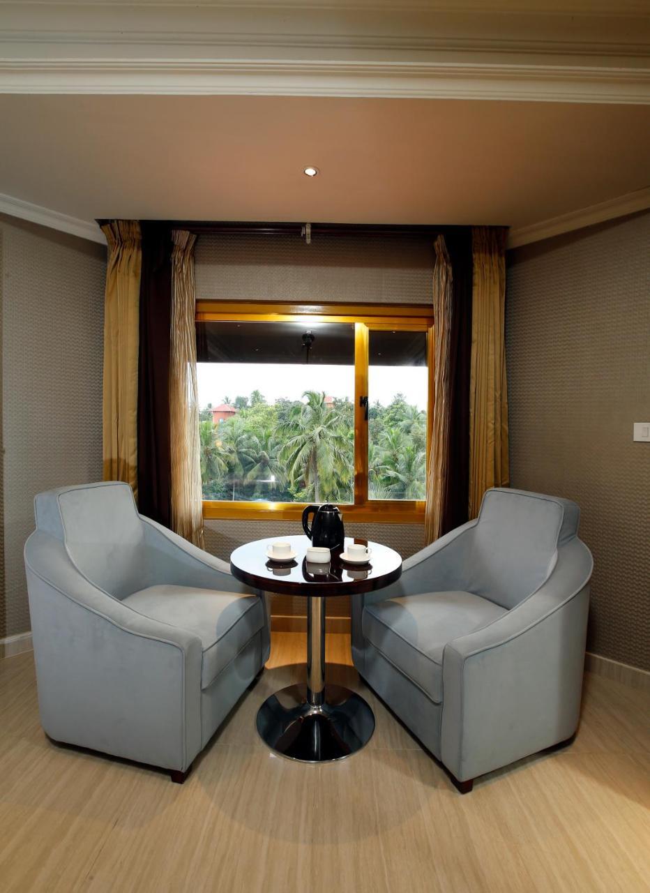 Hotel Park Residency Nilambūr Exteriér fotografie