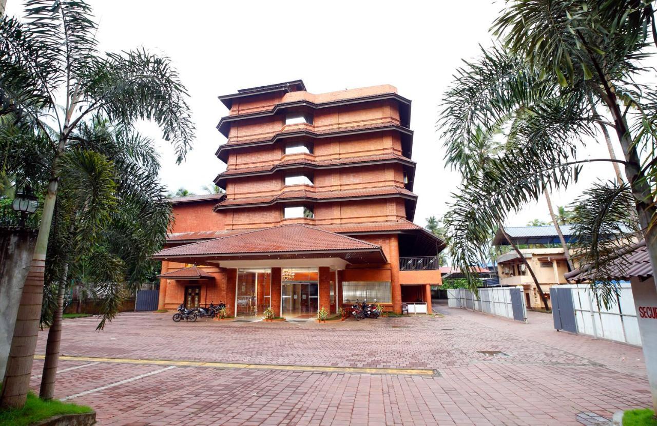 Hotel Park Residency Nilambūr Exteriér fotografie